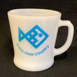 Fire-King Bass River Country Mug – Vintage Milk Glass D-Handle Promo Vintage